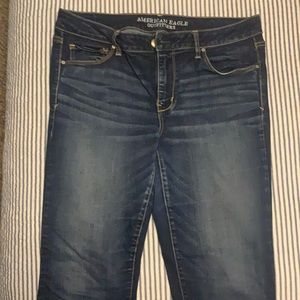American Eagle super stretch straight leg, size 14, dark wash